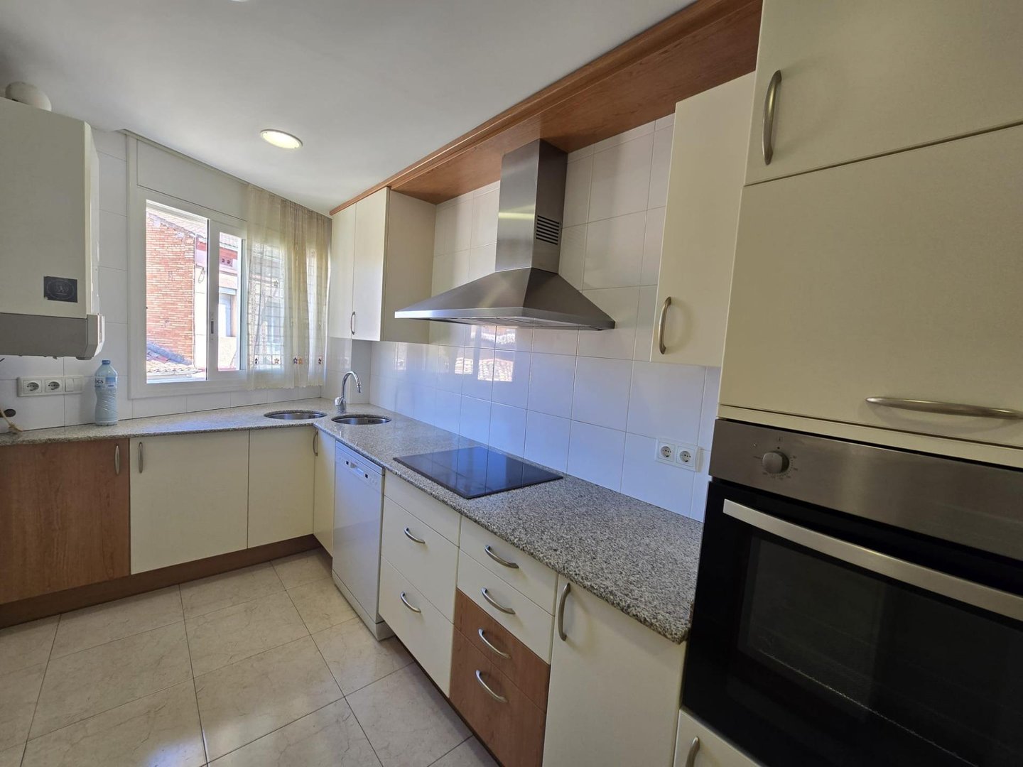 Wohnung 118 m² in Manresa