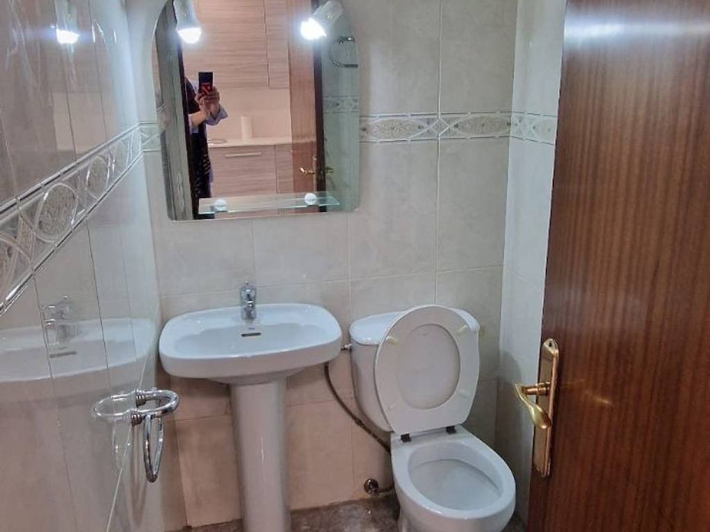 Habitación 140 m², Lérida