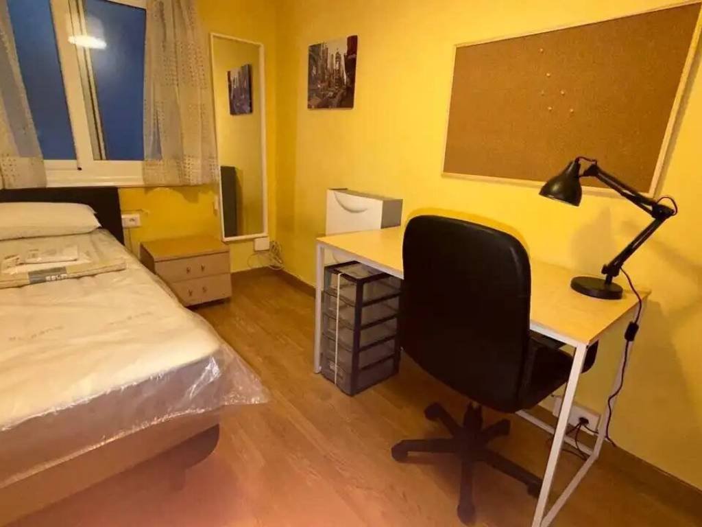 Piso de 95 m² en Ourense