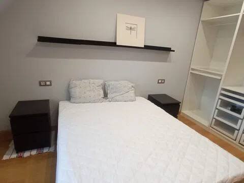 Piso de 93 m² en Oviedo
