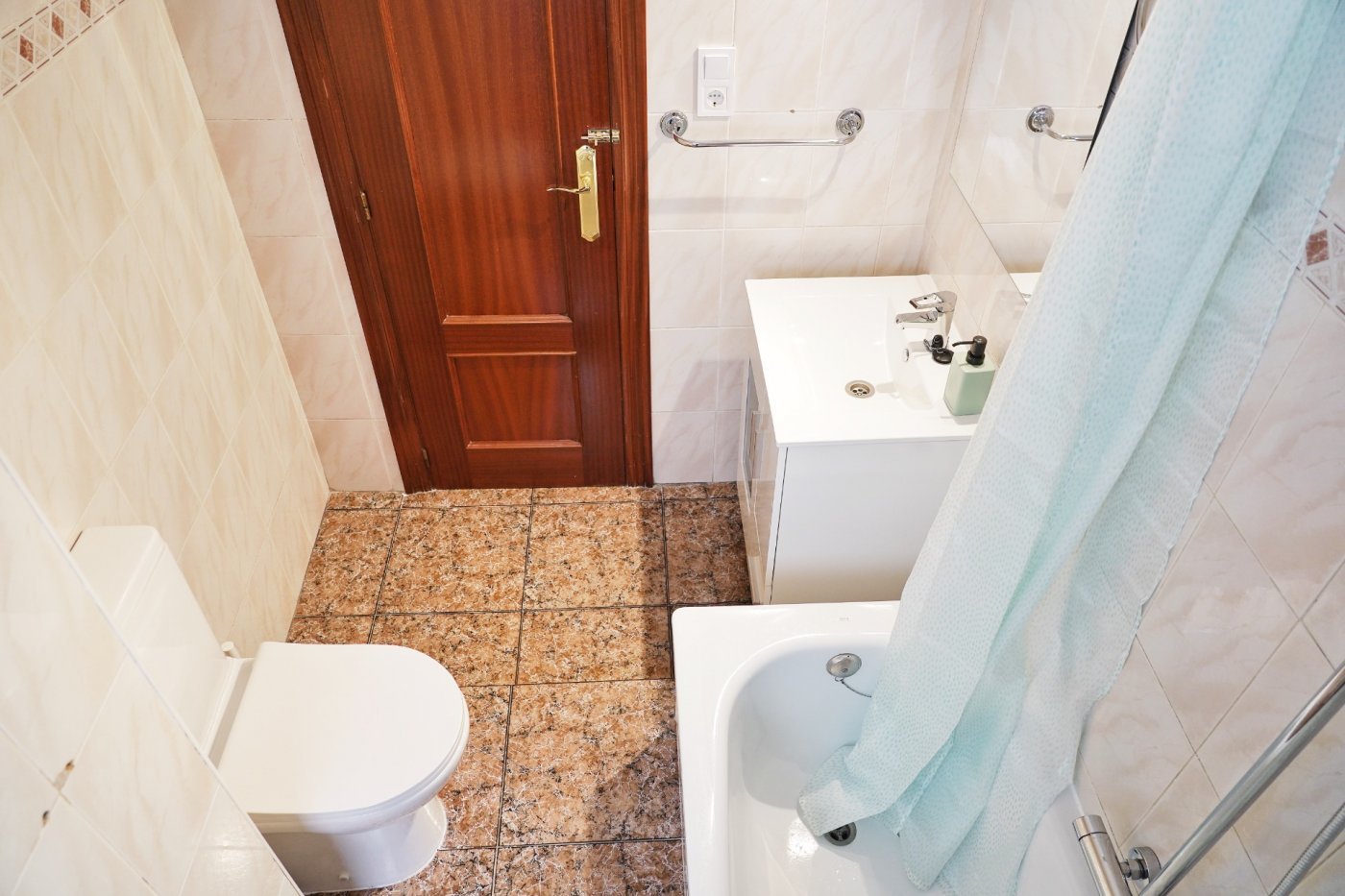 Zimmer 77 m², Valencia