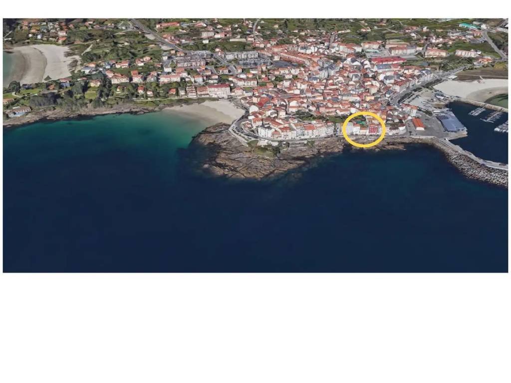 Piso de 100 m² en Sanxenxo