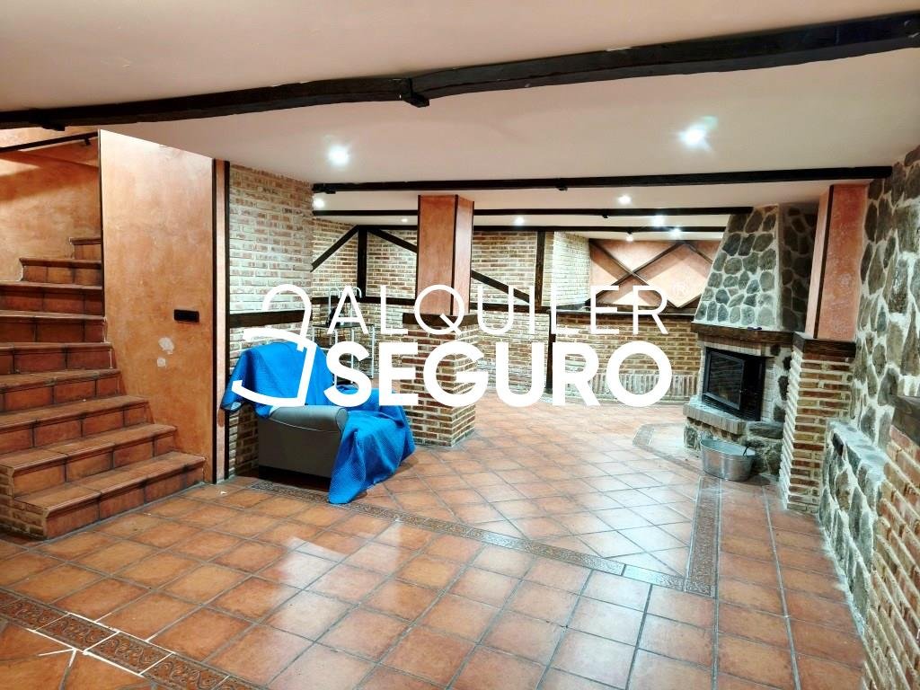 Casa de 220 m² en Fuenlabrada
