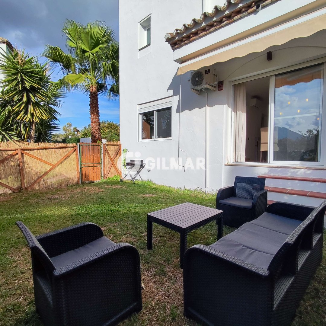 Casa de 220 m² en Estepona