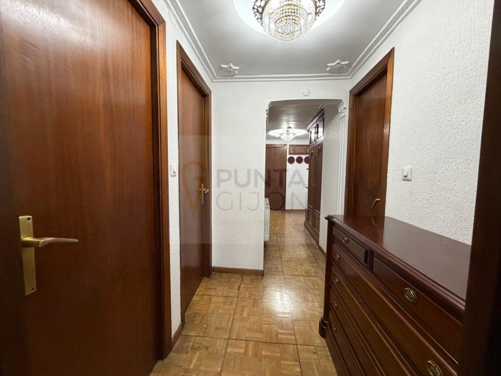 Piso de 120 m² en Gijón