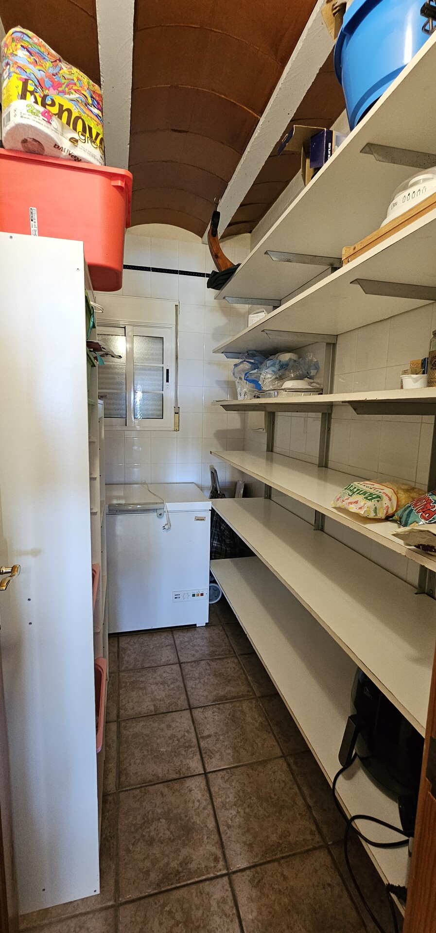 Piso de 1500 m² en Totana