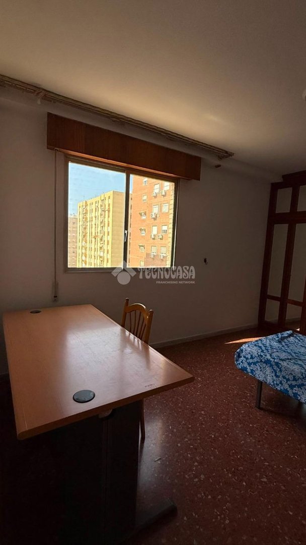 Piso de 113 m² en Almería