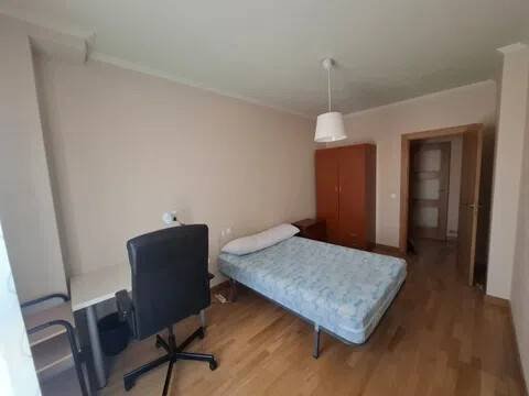 Pis de 70 m² a Calvarrasa de Abajo