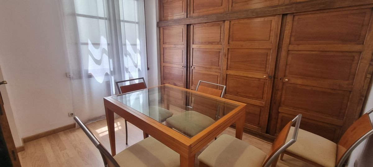 Piso de 163 m² en Oviedo