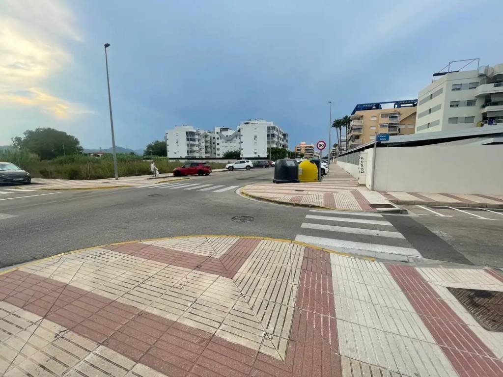Piso de 80 m² en Daimuz