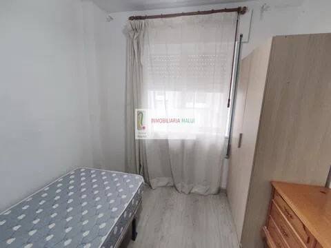Pis de 80 m² a Oviedo