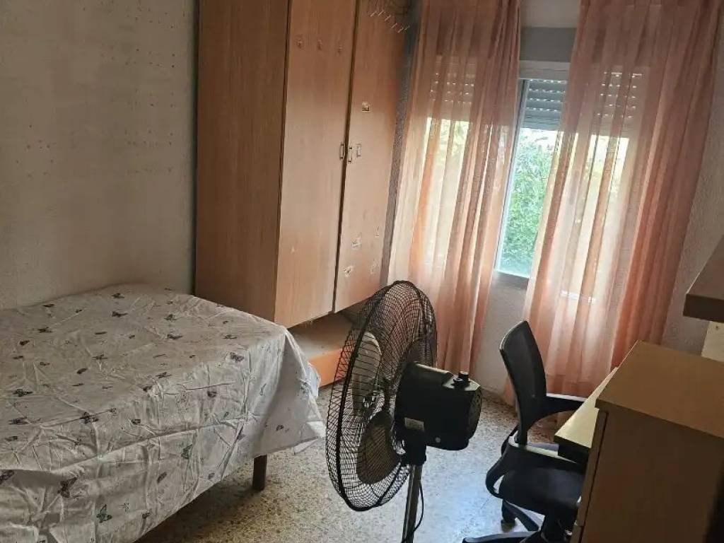 Wohnung 90 m² in Valencia