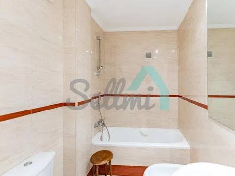 Piso de 158 m² en Oviedo