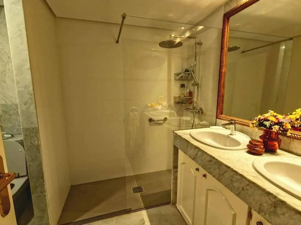 Piso de 125 m² en Estepona