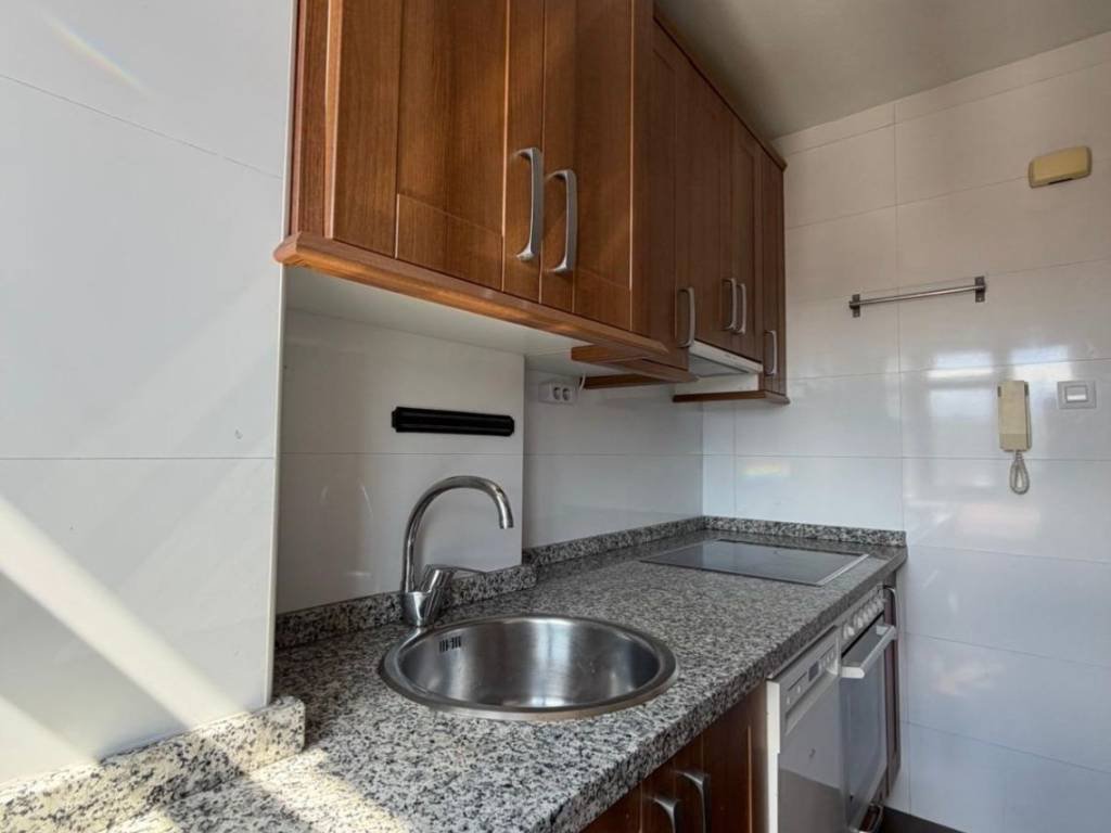 Pis de 75 m² a Oviedo