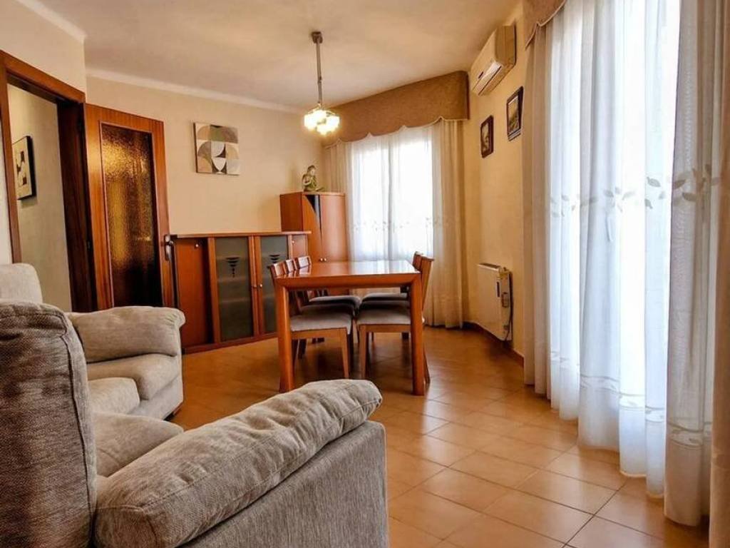 Habitación 130 m², Lérida