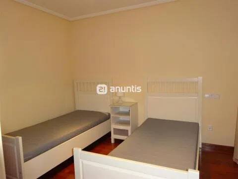Piso de 105 m² en Narón