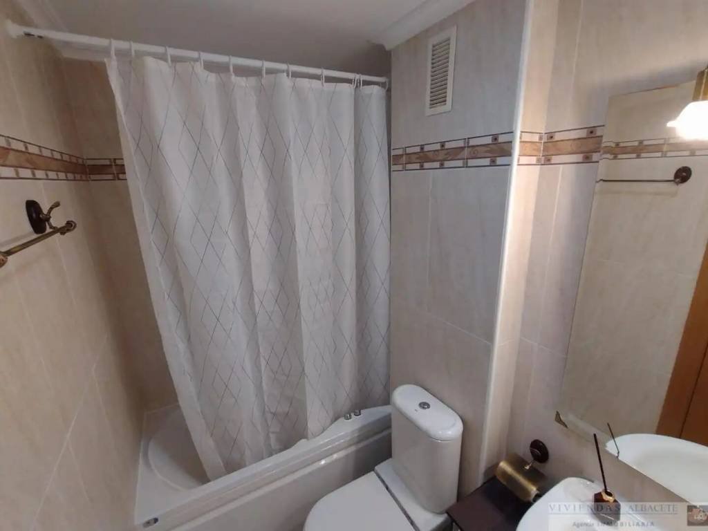 Piso de 115 m² en Albacete