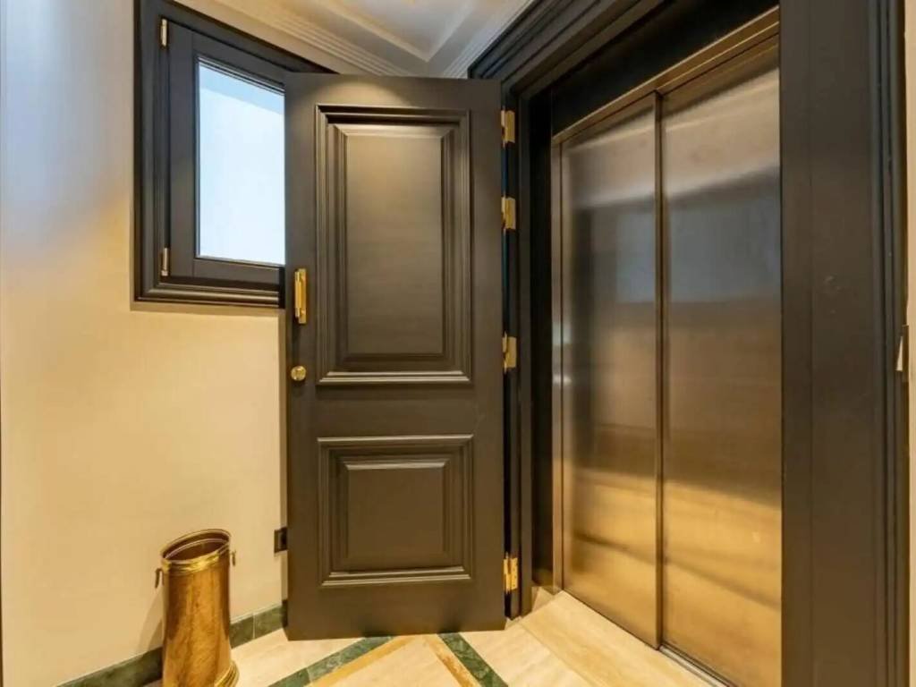 Wohnung 423 m² in Marbella