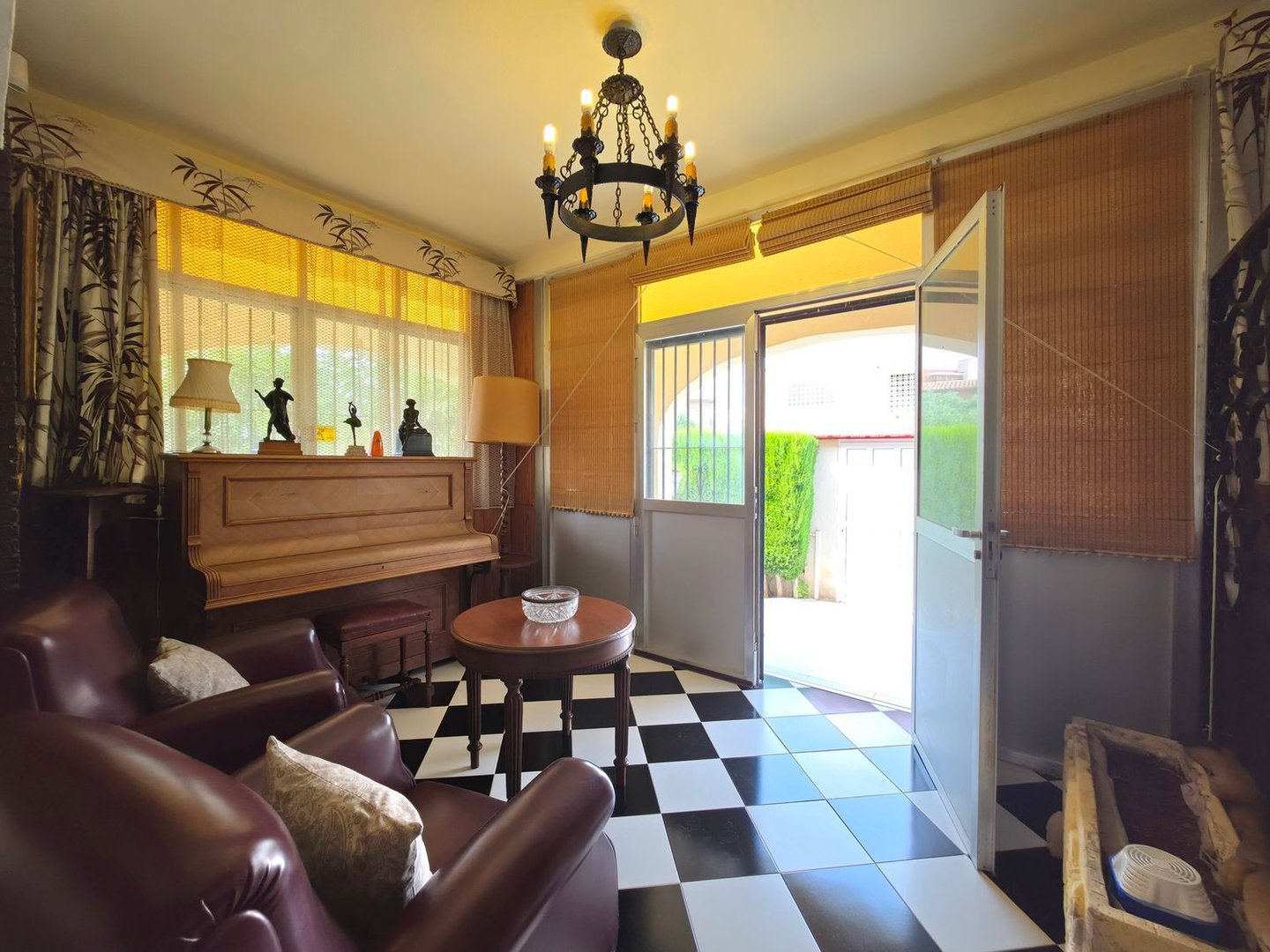 Casa de 235 m² en el Campello