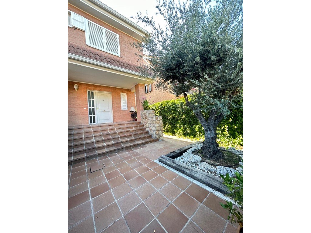 Habitació de lloguer, Villanueva de la Cañada