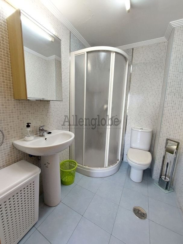 Piso de 58 m² en Oviedo