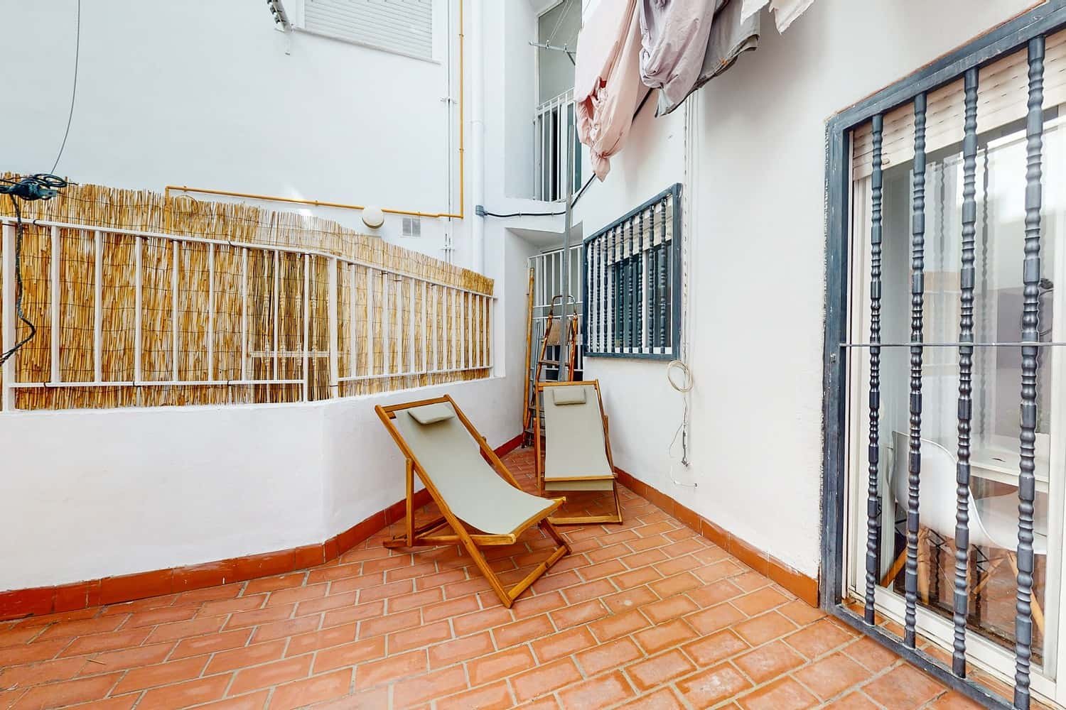 Chambre à louer, Valence