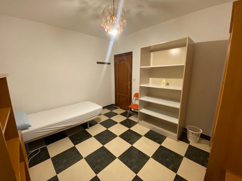 Habitación 132 m², Granada