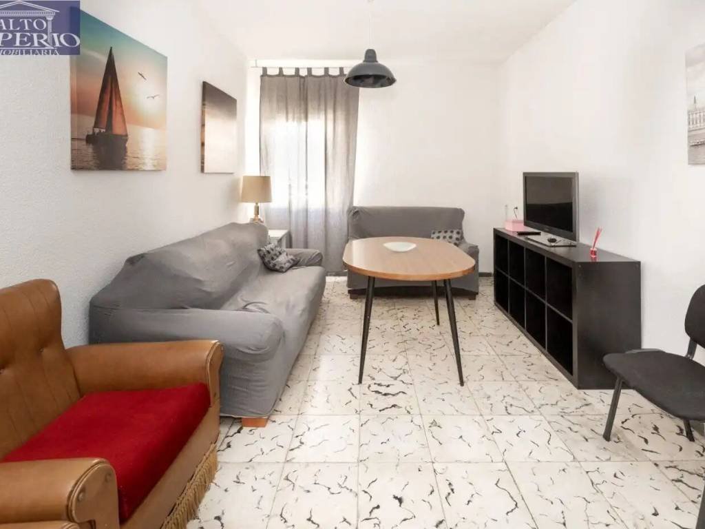 Piso de 105 m² en Granada