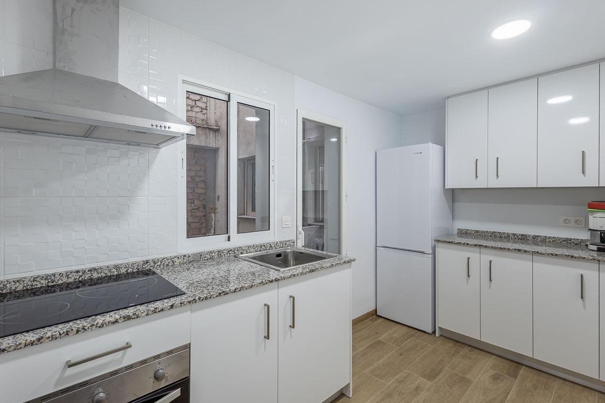 Piso de 101 m² en Granada