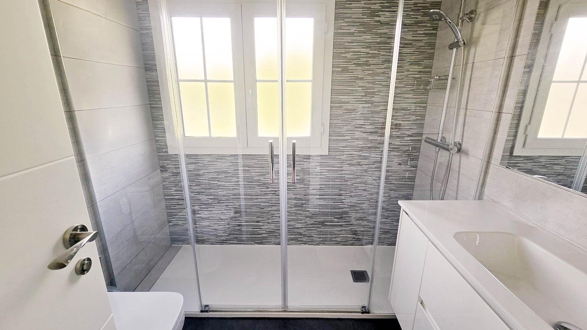 Zimmer 250 m², Villanueva de la Cañada