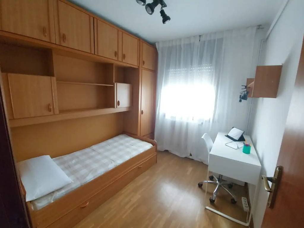Pis de 74 m² a Cerdanyola del Vallès