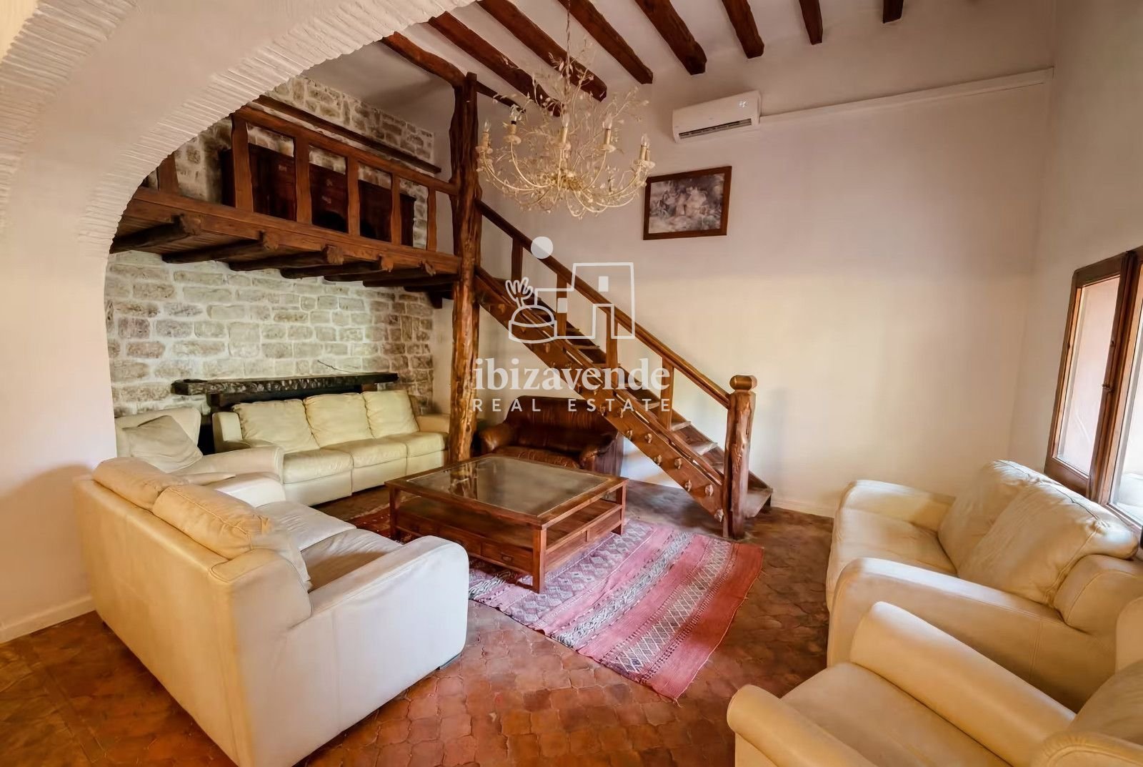 Casa de 350 m² en Santa Eulària des Riu