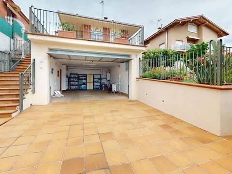 Casa de 291 m² a Castelldefels