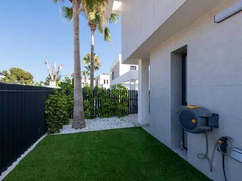 Casa de 260 m² en San Juan de Alicante