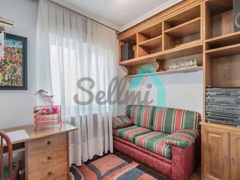 Piso de 75 m² en Oviedo
