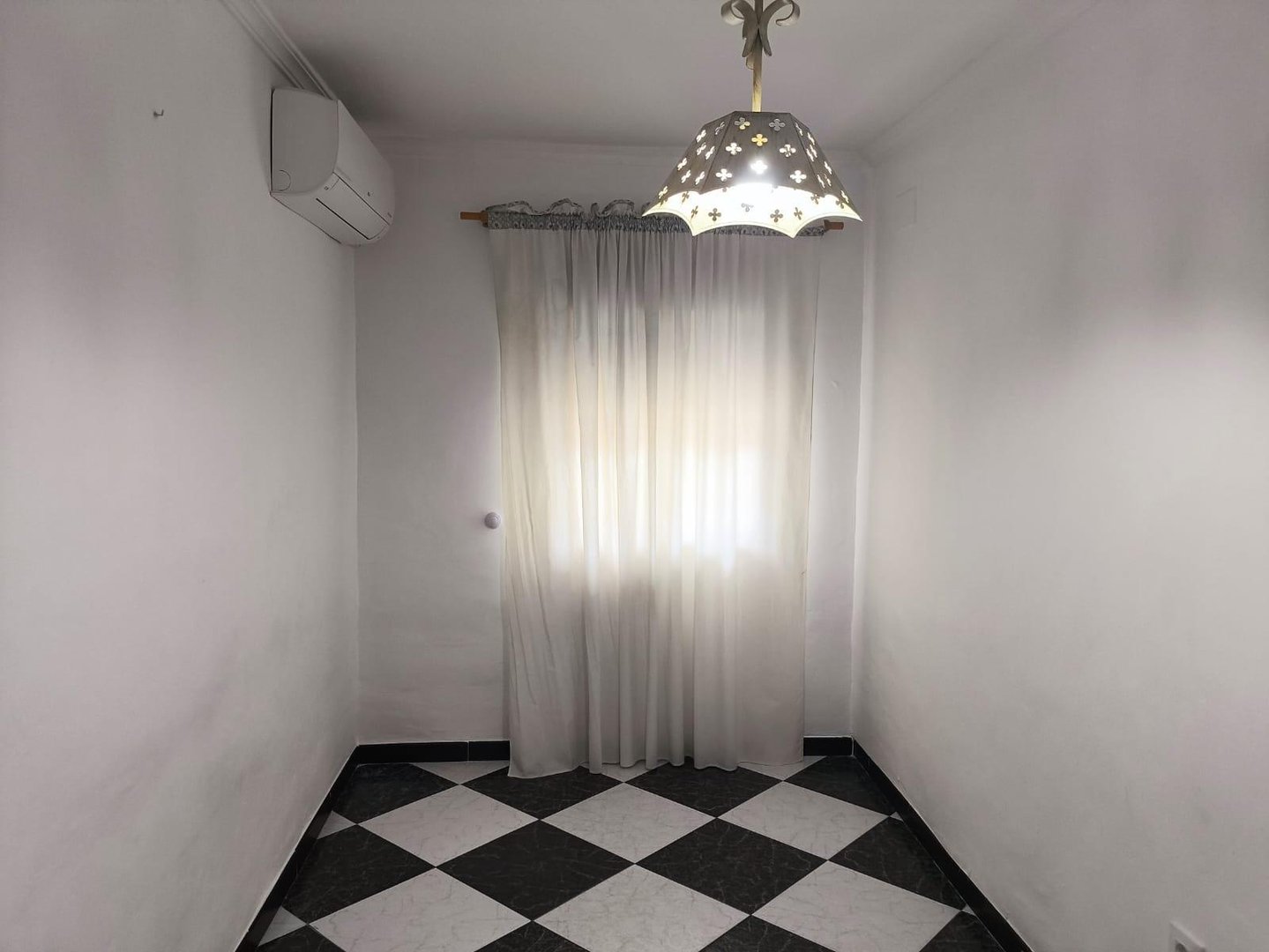 Piso de 80 m² en Sevilla