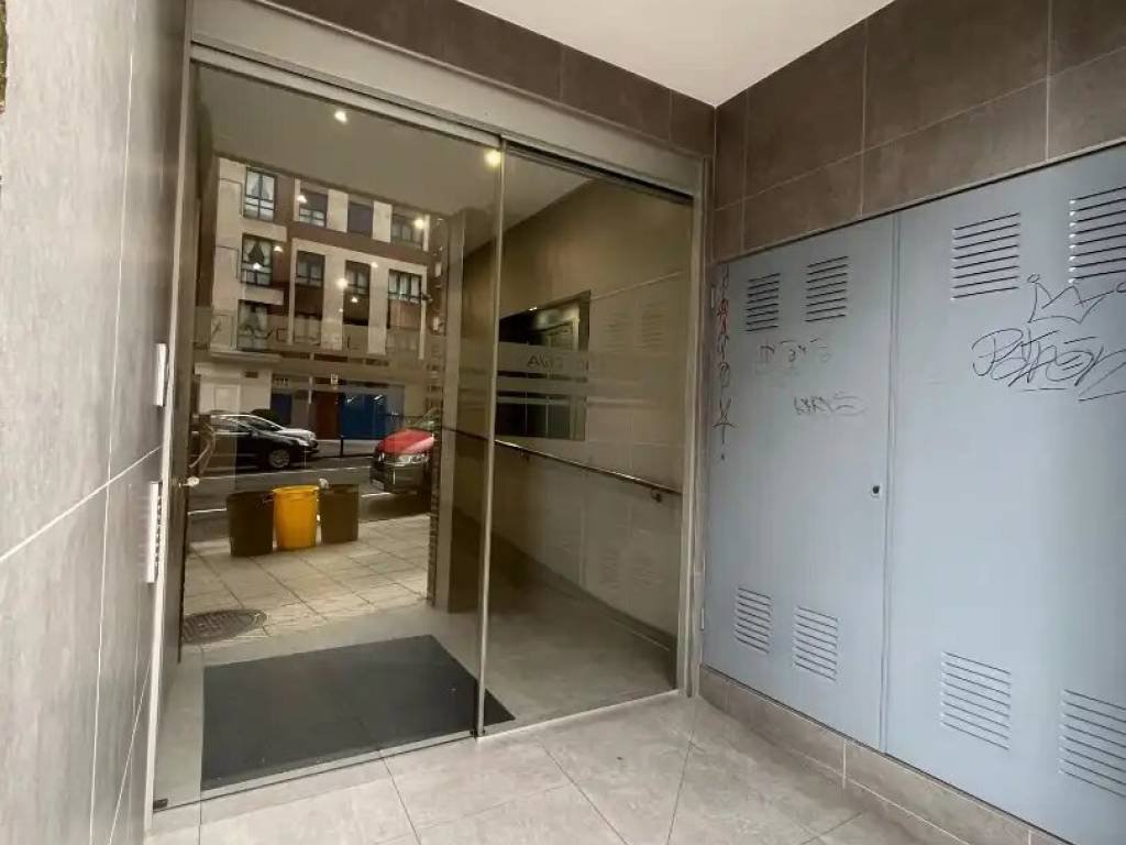 Piso de 70 m² en Oviedo