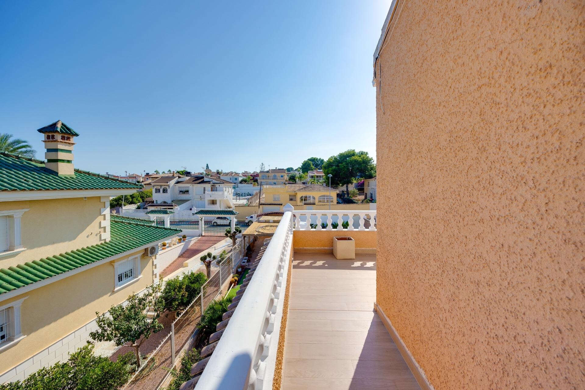 Casa de 355 m² a Torrevella