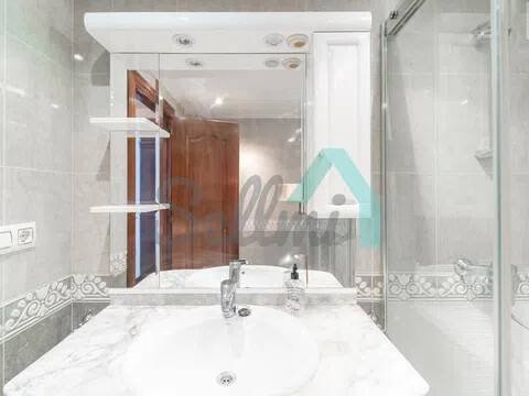 Piso de 85 m² en Oviedo