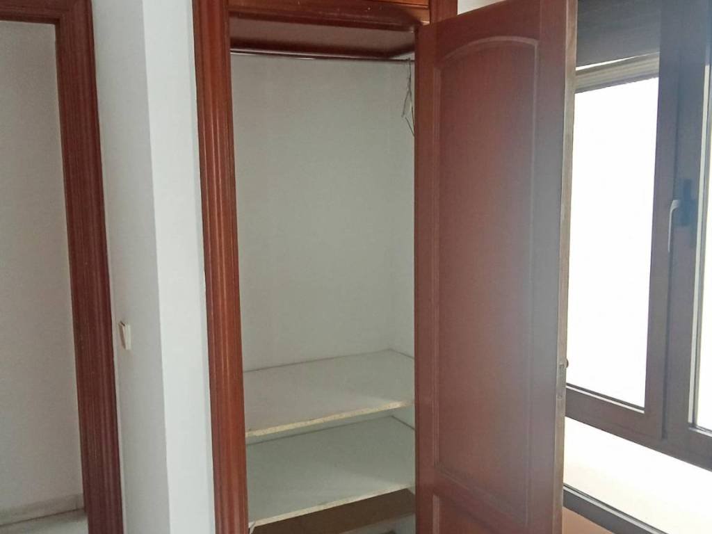 Pis de 75 m² a Còrdova