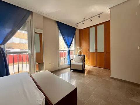 Apartamento 95 m² em Sevilla