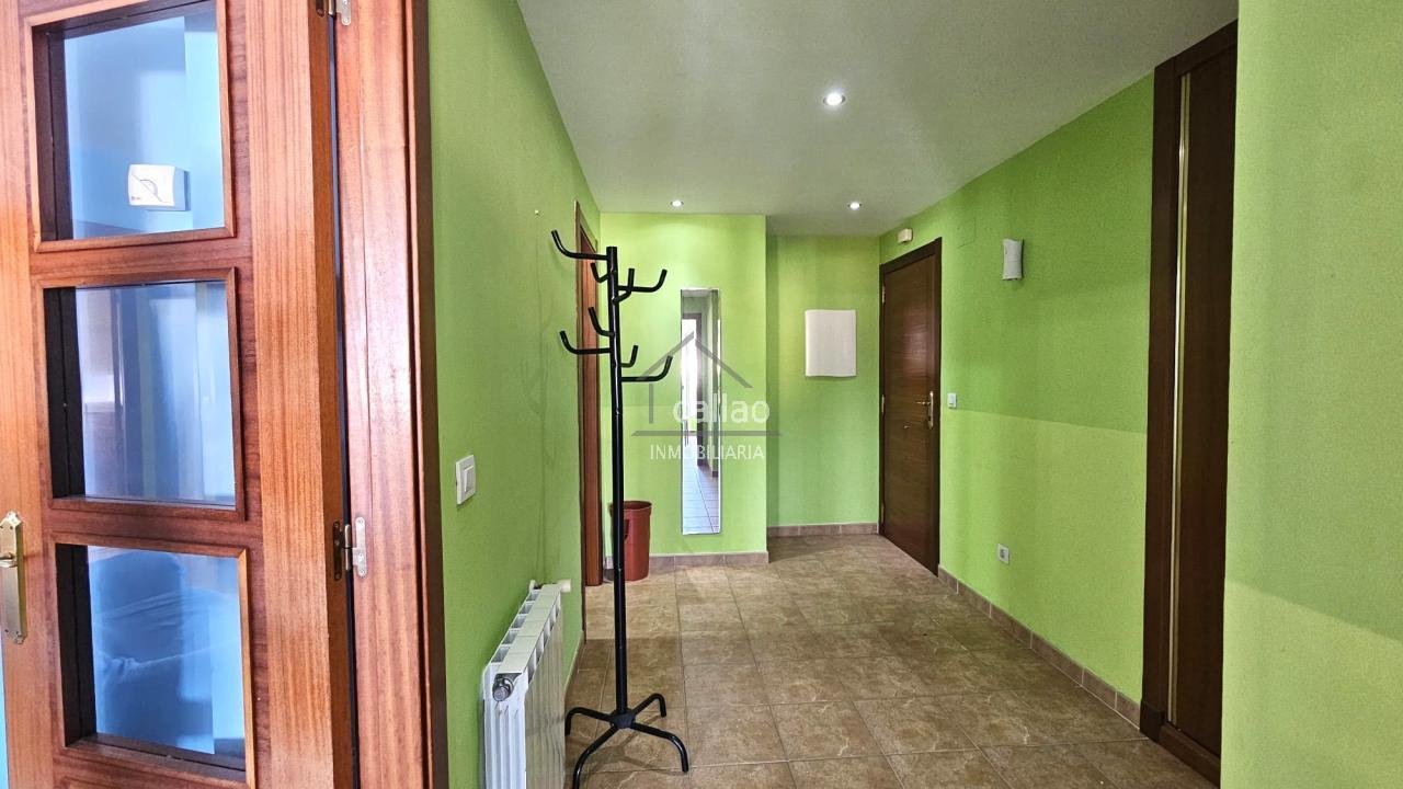 Piso de 85 m² en Narón