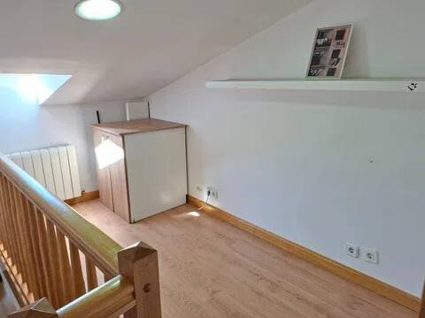 Pis de 80 m² a Pamplona