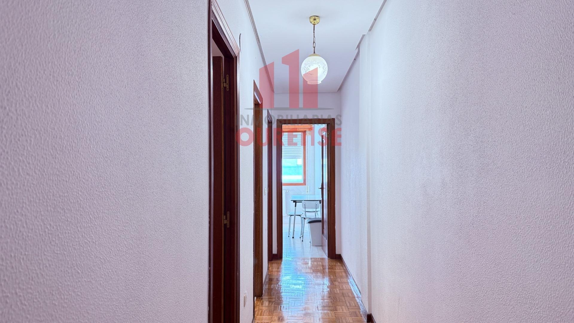 Piso de 105 m² en Ourense