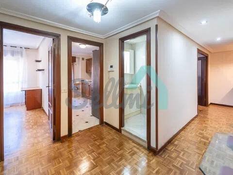 Piso de 105 m² en Oviedo