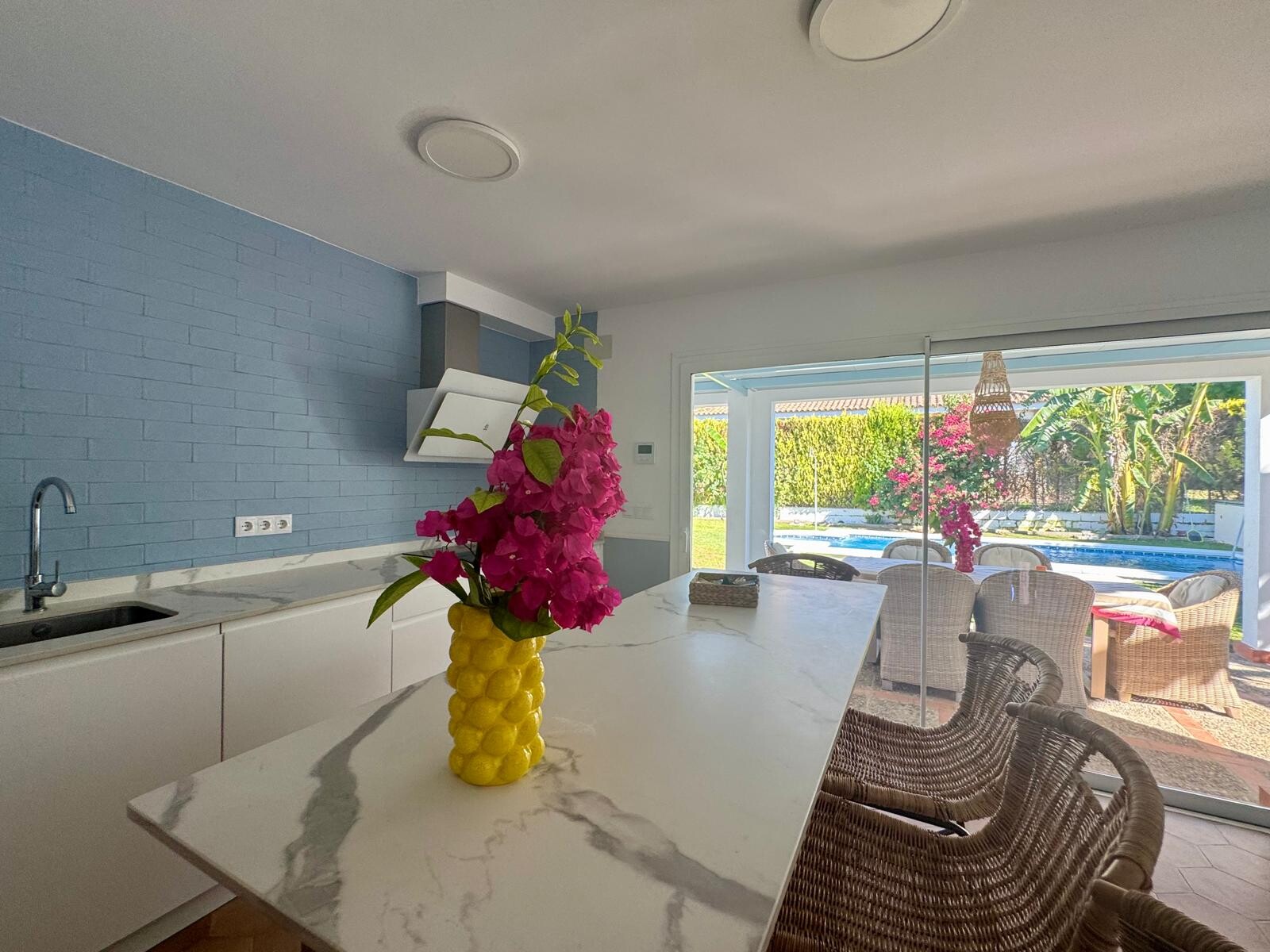 Casa de 650 m² en Carmona