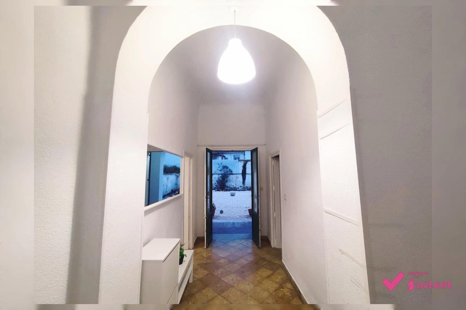 Habitación 310 m², Granada