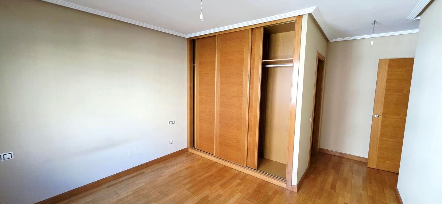Pis de 117 m² a Oviedo
