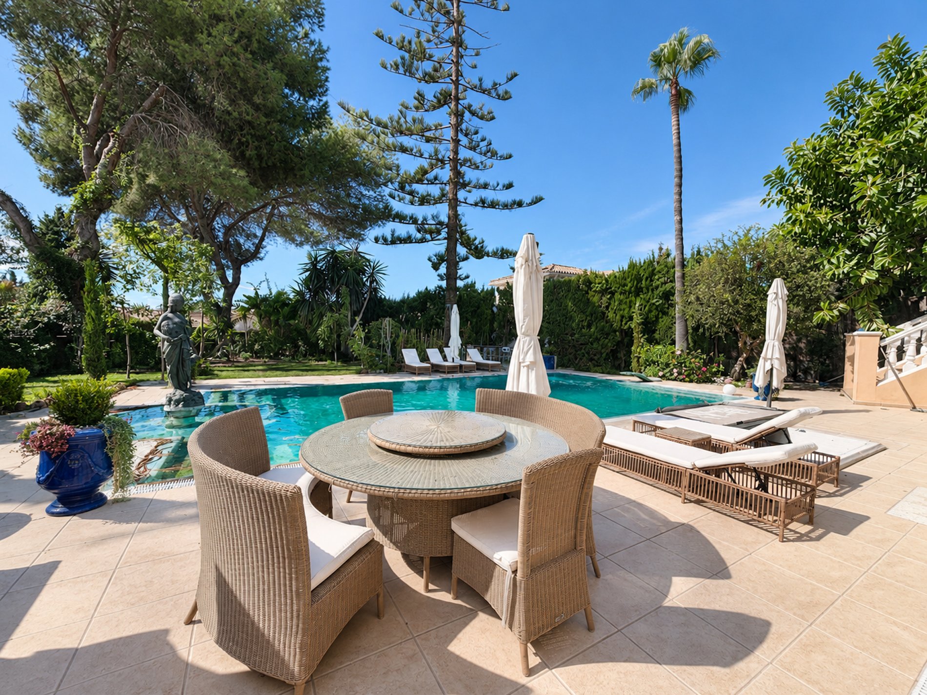 Casa de 572 m² a Marbella